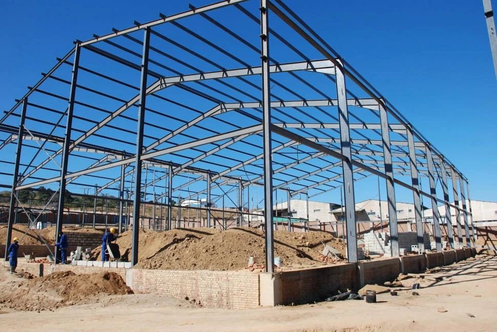 واجهة مبنى معدني جاهز في الدمام